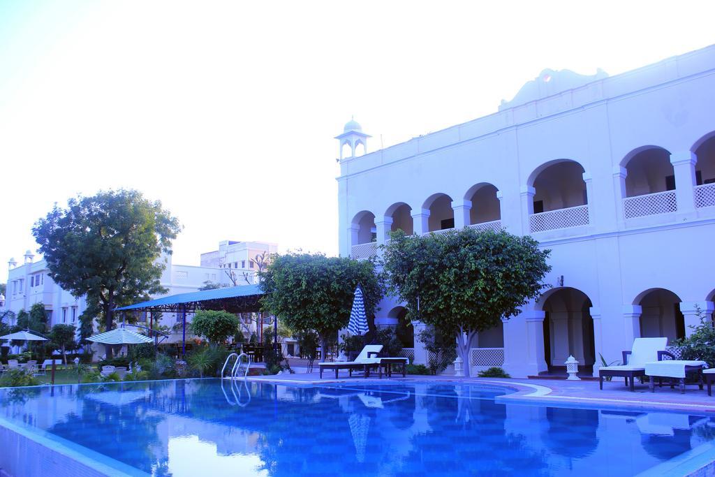 Roop Vilas Palace Nawalgarh Exterior photo