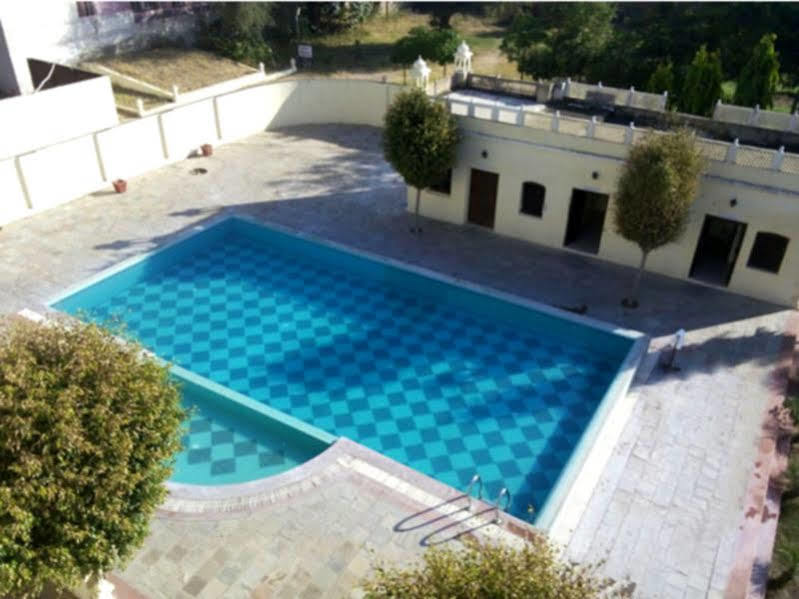 Roop Vilas Palace Nawalgarh Exterior photo